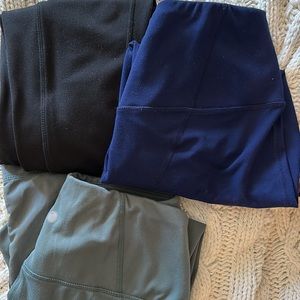 High-waisted leggings